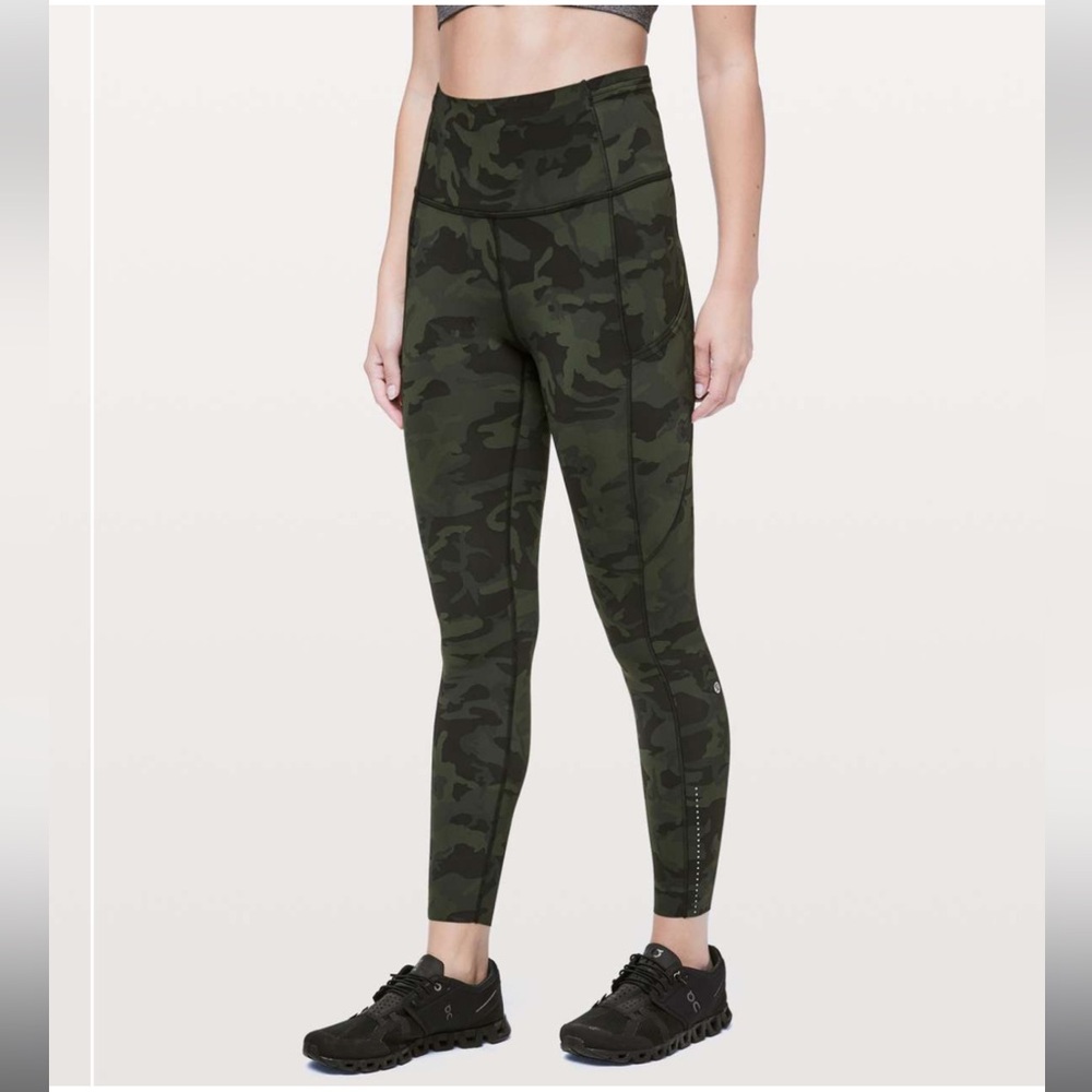 🍋Lululemon Fast and Free 7/8 Tight - Picture 2 of 11